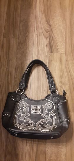 Black Purse.