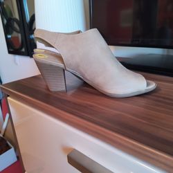 Naturalizer Heeled Mules 9.0 Size