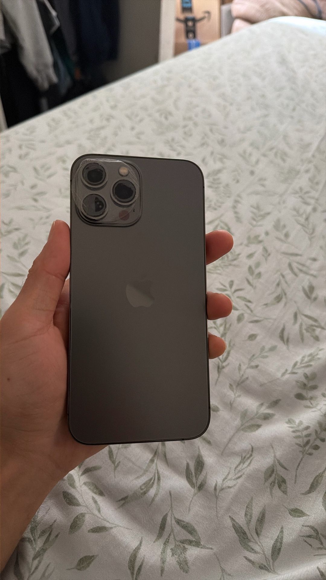 iPhone 13 Pro Max Unlock- Like New - 256GB