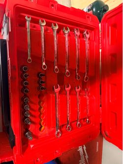 Craftsman Tool Box Set & 100+ Sockets