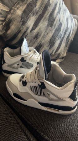 JORDAN 4’s Sz9.5