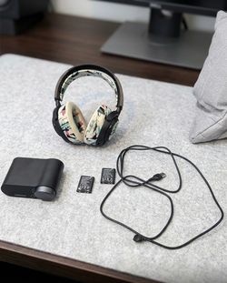 SteelSeries Arctis Nova Pro Wireless Headset w/ DAC + 2 Batteries
