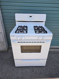 Frigidaire Gas stove