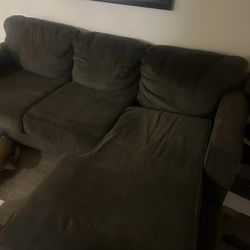 New Couch , Excellent Condition 