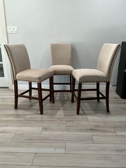 3 stools 24 inches height seat