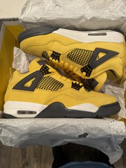 Jordan 4 Retro Lightning