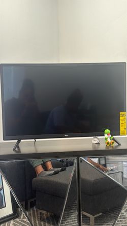 Roku 32inch TV