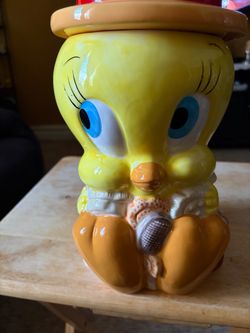 Tweety Bird Ceramic Cookie Jar