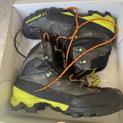 Mountaineering Boots: La Sportiva Aequilibrium