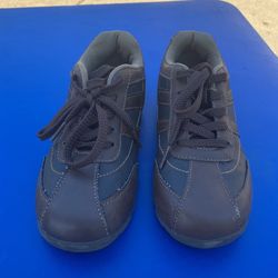 Boys dress shoes size 2