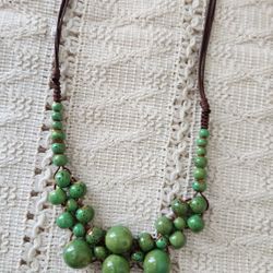 New Adjustable Green Ceramic  Beaded Statement Necklace 