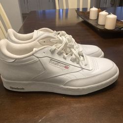 Tennis Shoes 