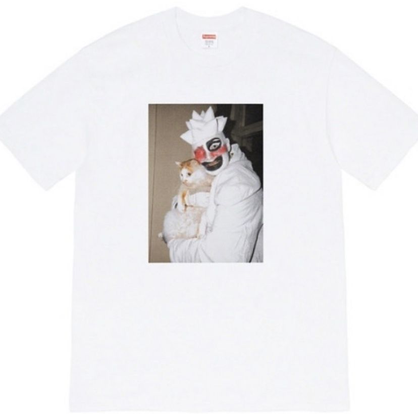 Supreme tee