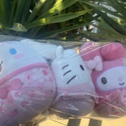 Small Hellokitty Squishmallows 