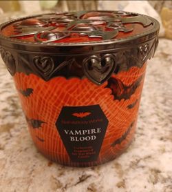 New Halloween Bath and Body Works 3 wick candles