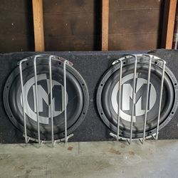 2 MEMPHIS 12" SUBWOOFERS W/ BOSS AMP AND AUDIOCONTROL LC7i OUTPUT CONTROLLER  BOSS AMPLIFIER