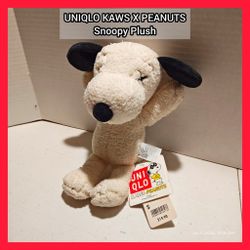UNIQLO KAWS X PEANUTS Snoopy Plush