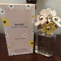 Daisy Eau So Fresh  By Marc Jacobs 2.5oz