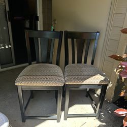 Bar Stool/ Chair