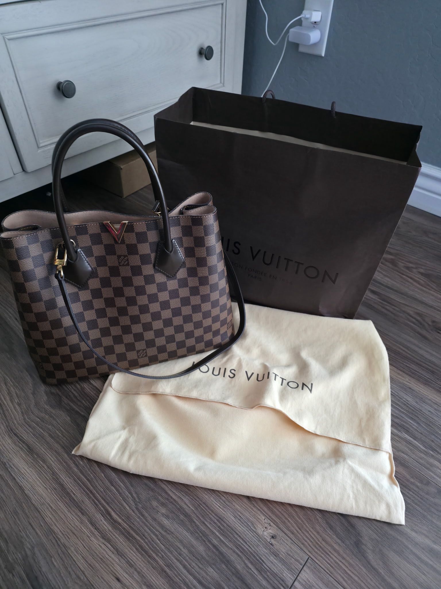 Lv Purse