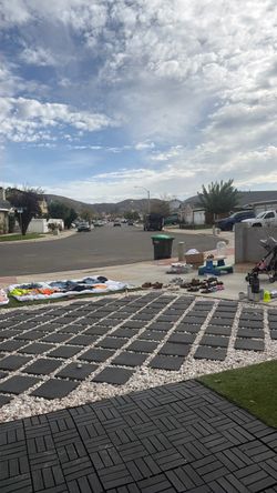 Garage sale !!
