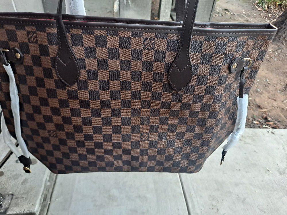 Brand New, Good Quality LV Brown Checkerboard Bag, And Wallet For Sale.