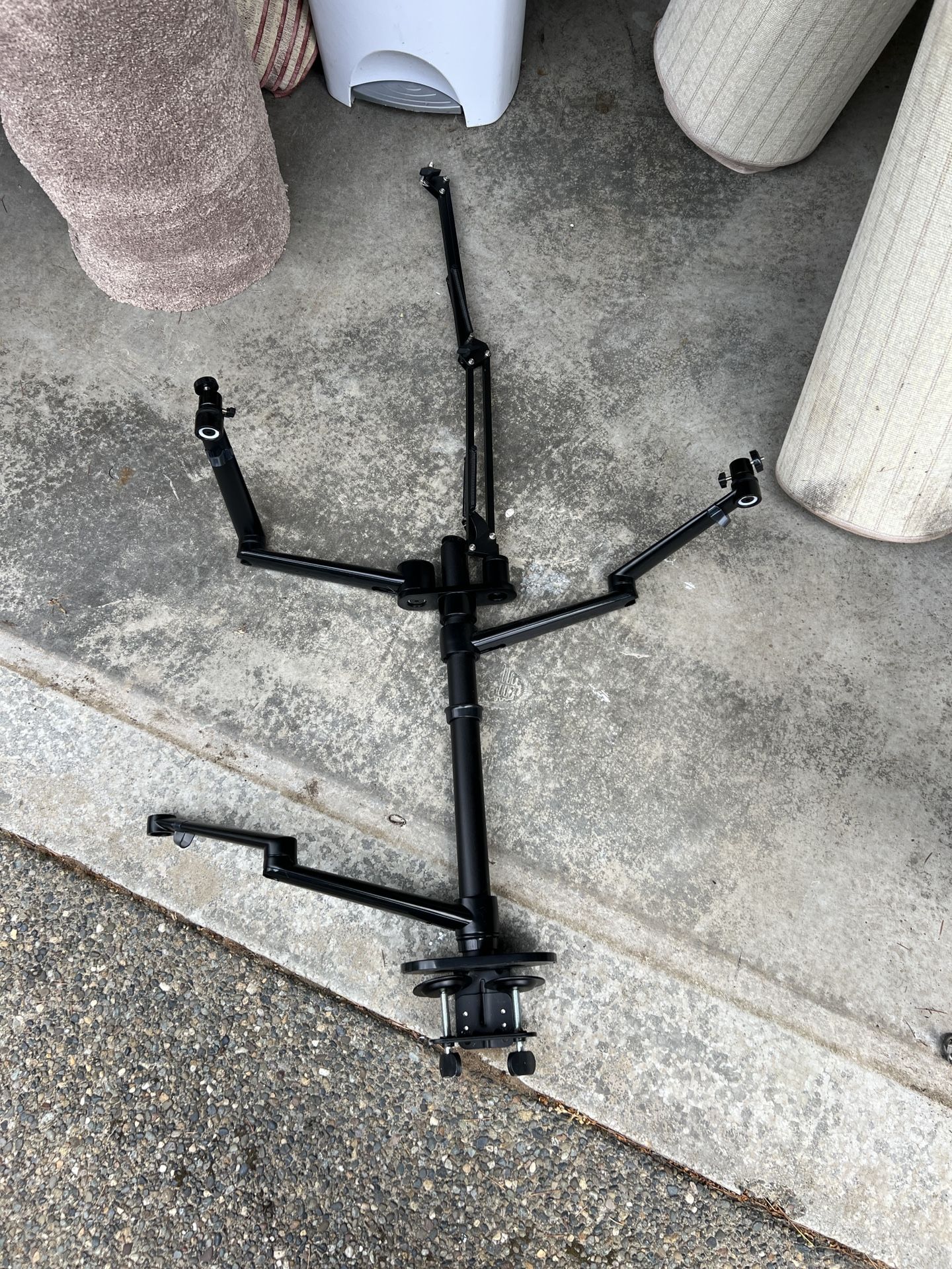 Desktop Monitor And Mic Stand