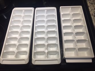 Ice Cube Boxes
