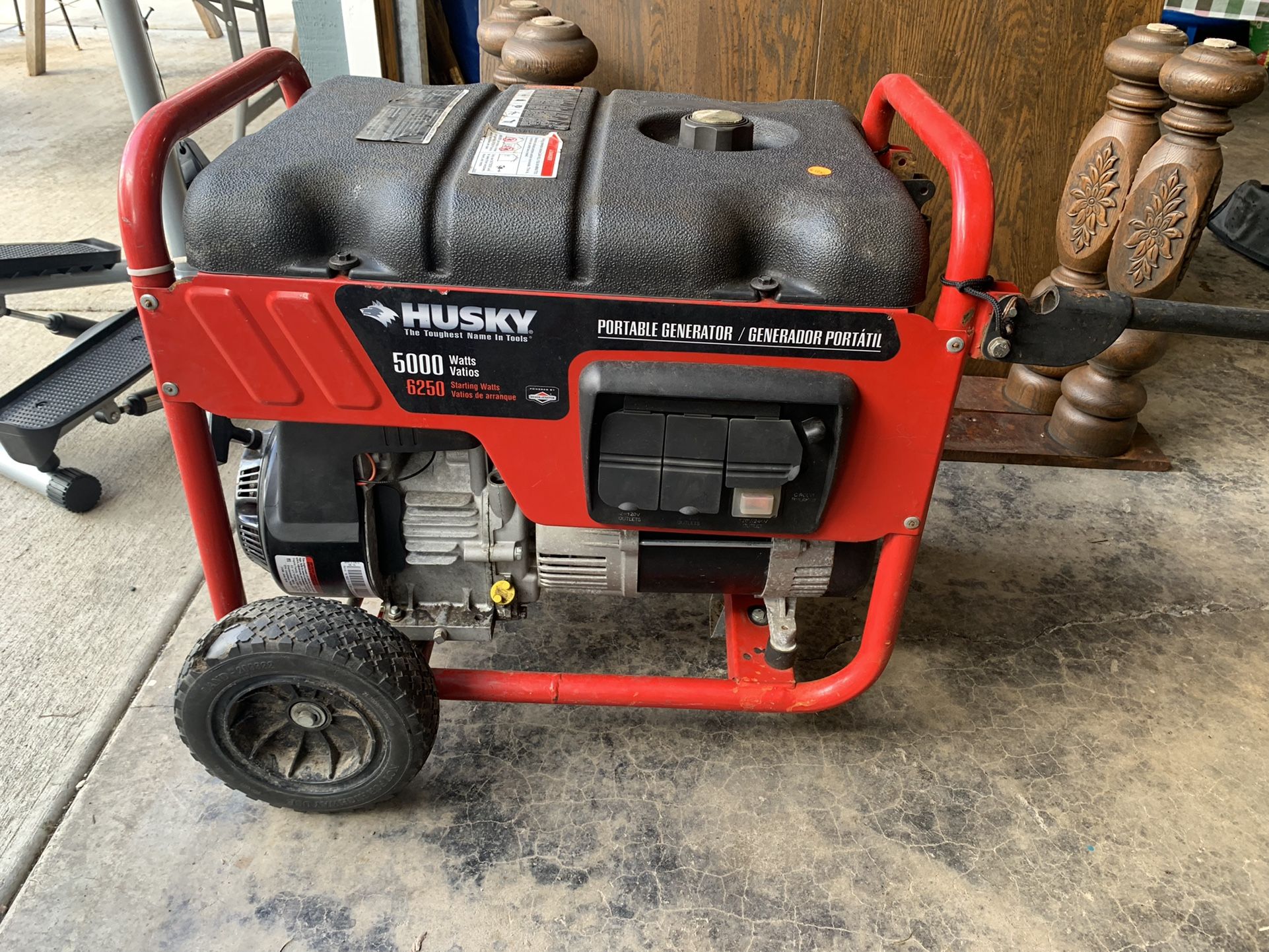 Husky 5000 watt Generator