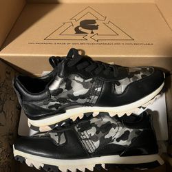 Karl Lagerfeld Paris