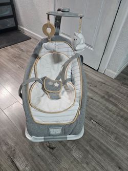 INGENUITY BOUTIQUE COLLECTION  ROCKING SEAT