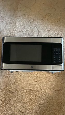 GE.1.1 CU / FT 950 WATTS CAPACITY COUNTERTOP MICROWAVE OVEN MODEL : JES1145SHISS