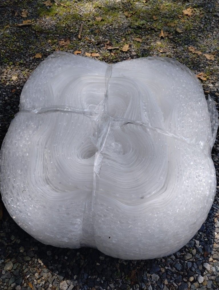 Large Bubble - Bubble Wrap about 500 feet likely more...