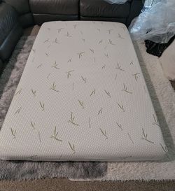 Full size Bamboo Memory Foam Mattress