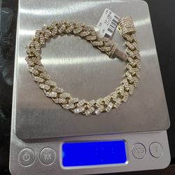 10k Gold Real Diamond Bracelet 8.5inch, 10MM For A Good Price!!