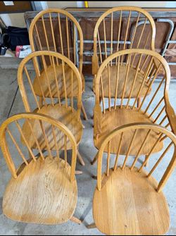 Farmhouse table and Chairs