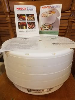 American Harvest Tray Snackmaster Food Dehydrator