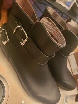 Burberry rain boots