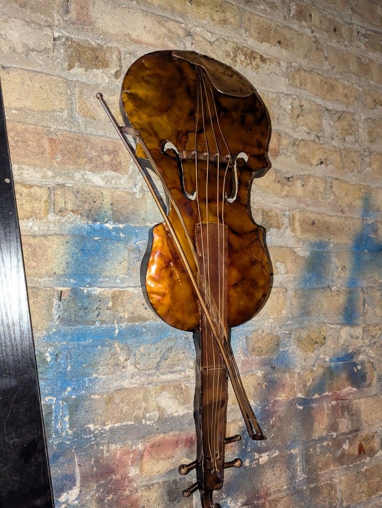 vintage striking 3-d metal burnished violin realistic: STRINGS, BOW - WALL ART