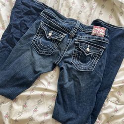 True Religion 27 bootcut Jeans