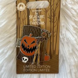 Disney Nightmare Before Christmas Halloween Town Tree Door LE Pin HTF