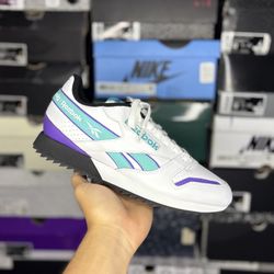 Size 8.5M - Reebok Classic “White Turquoise” 