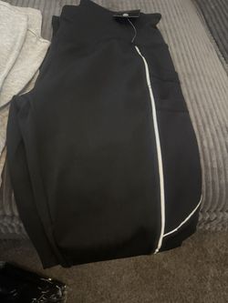 Woman Black Leggings