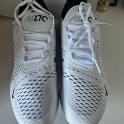 Men Size 9 Nike 270