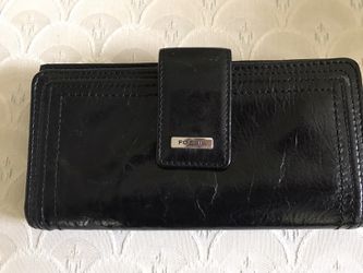 Beautiful Fossil wallet used but nice condition