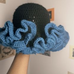 Crochet Ruffle Bucket Hat 