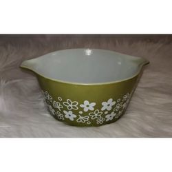 1 VINTAGE PYREX SPRING BLOSSOM CRAZY DAISY 473 1 QT CASSEROLE WITH NO LID
