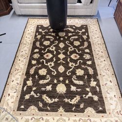 Rug