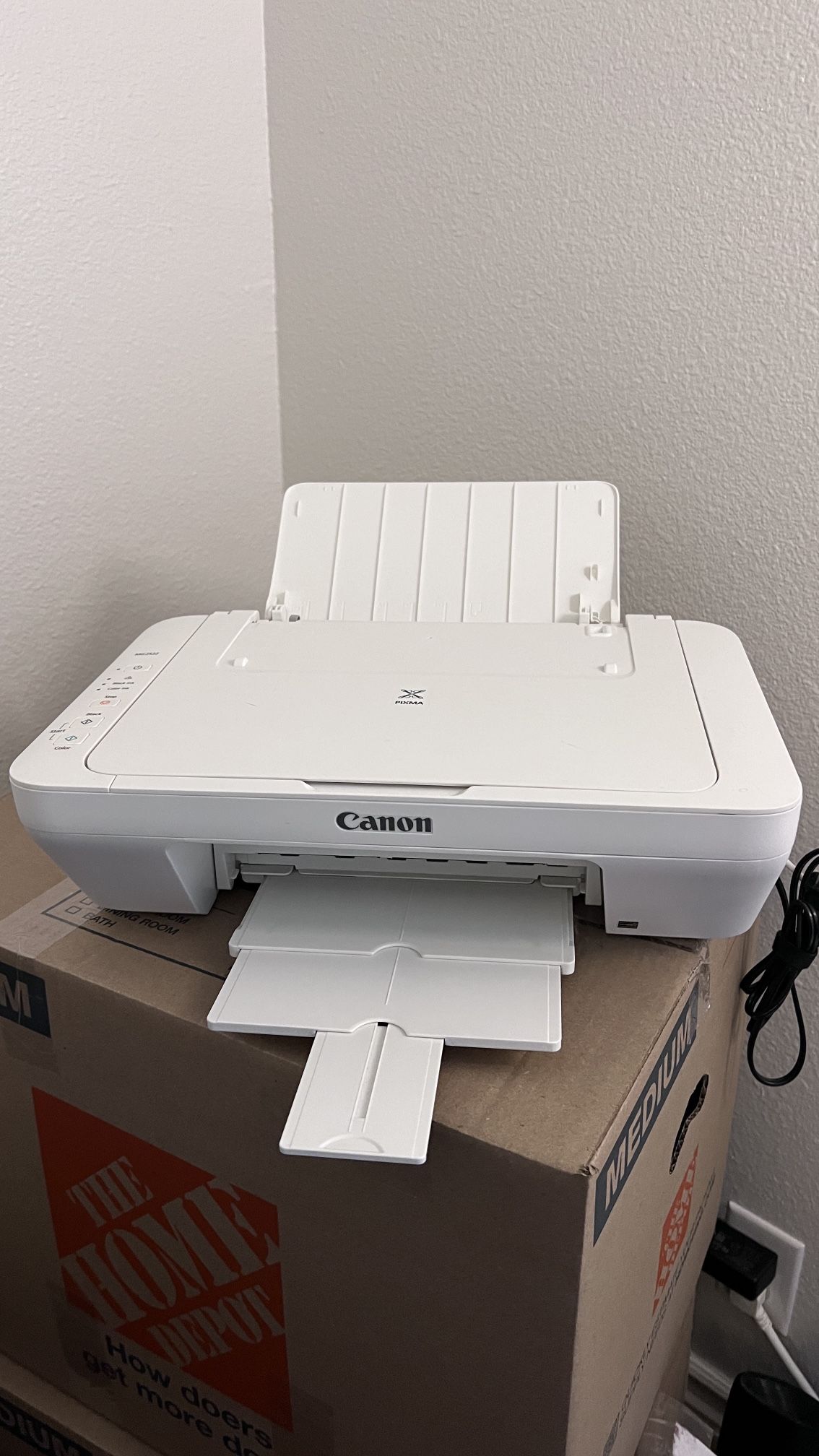 Canon Pixma MG 2522 USB Color Printer and Scanner
