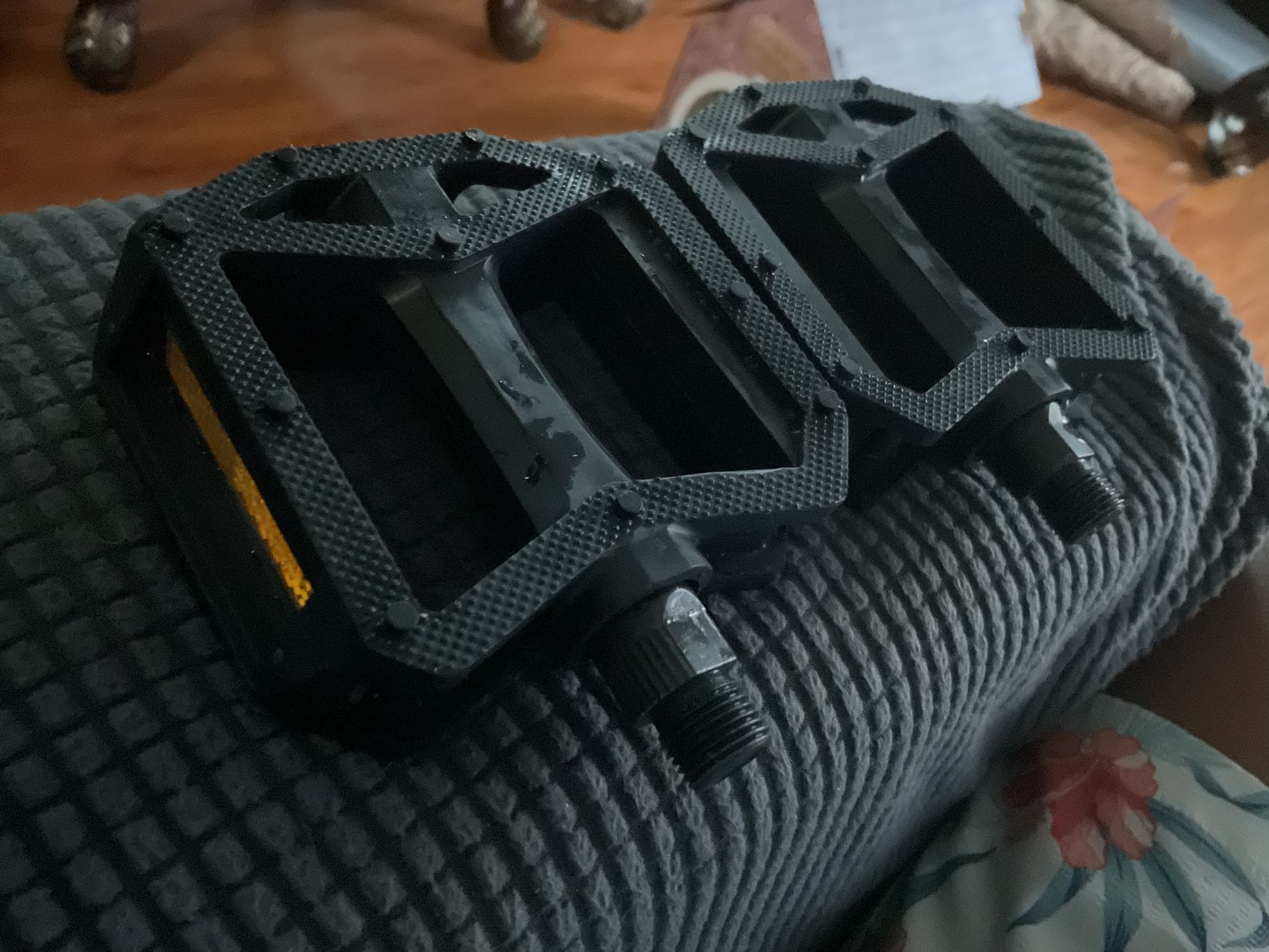 Black Pedals (unknown brand)